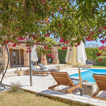 Baderna Villa Santolina מראה חיצוני תמונה