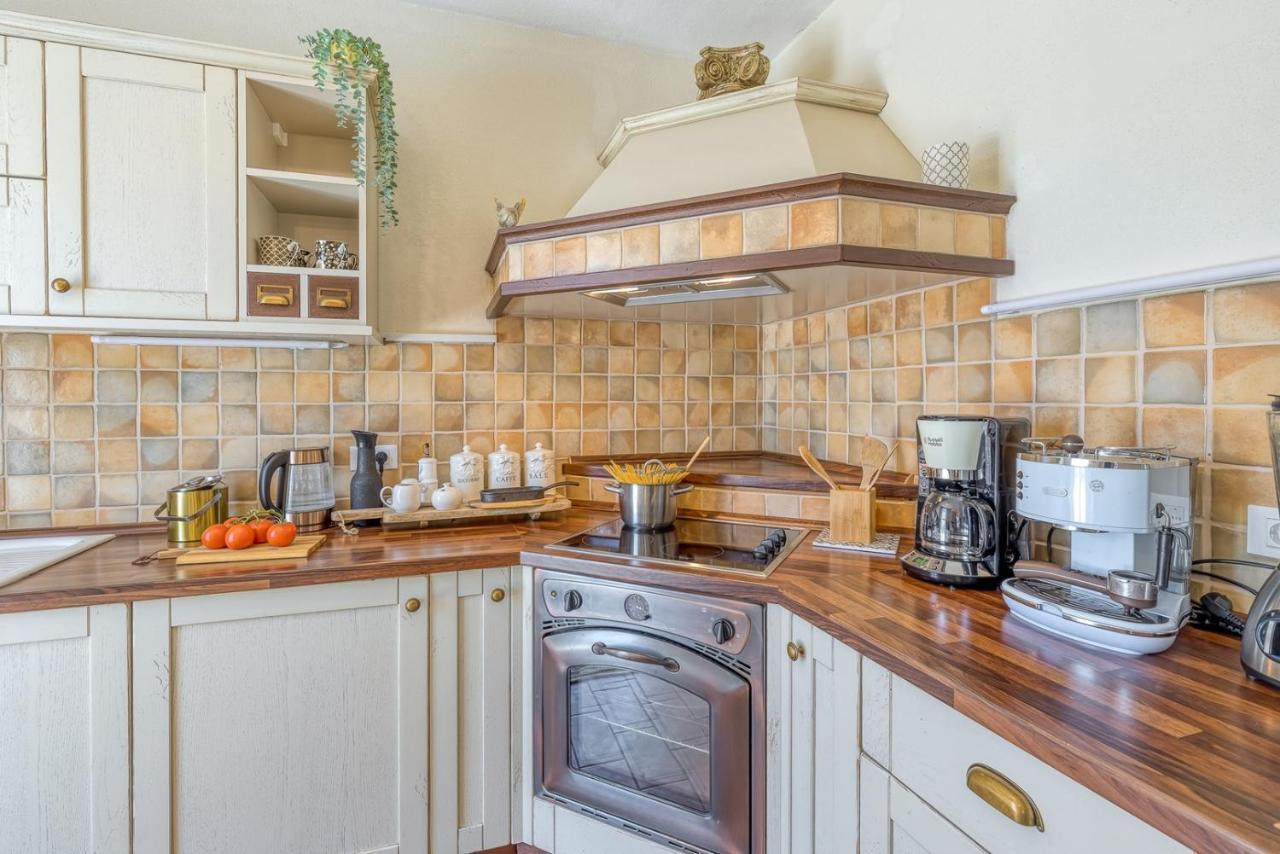 Baderna Villa Santolina מראה חיצוני תמונה
